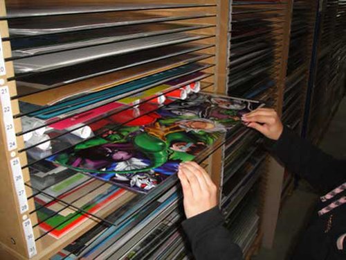 empireposter Empire Merchandising – Nirvana – Smiley – Póster Bandera 100% poliéster – Dimensiones de 75 x 110 cm