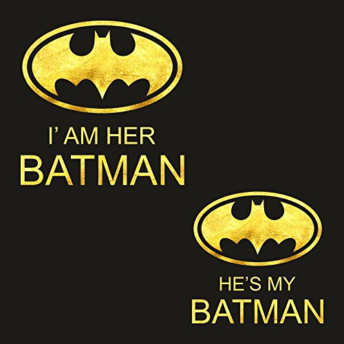 Pack de 2 Camisetas Negras para Parejas, I'am Her Batman y He's my Batman Dorado (Mujer Tamaño M + Hombre Tamaño L)