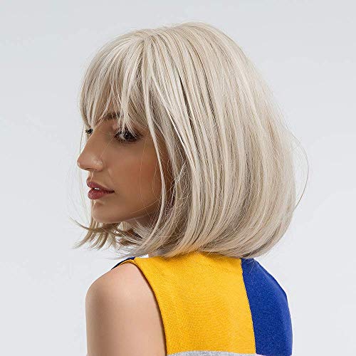HAIRCUBE Encantadoras pelucas cortas de color blanco cremoso con flequillo sintético resistente al calor 30.5 cm Pelucas para mujeres…