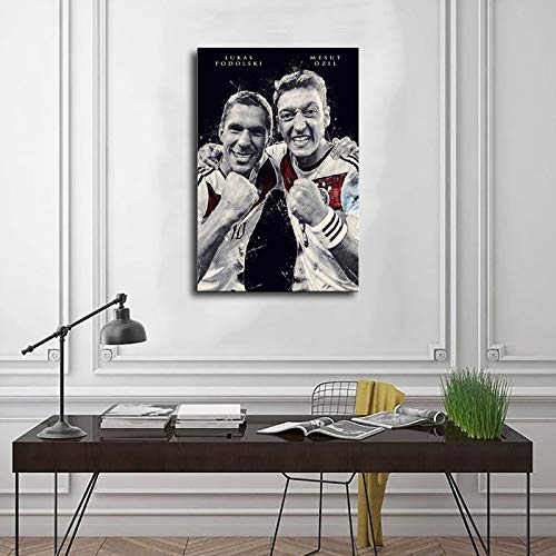 Lukas Podolski y Ozil Póster de fútbol de fútbol de lona para pared, decoración de dormitorio, deportes, paisaje, oficina, decoración de habitación, marco de regalo, 50 x 75 cm