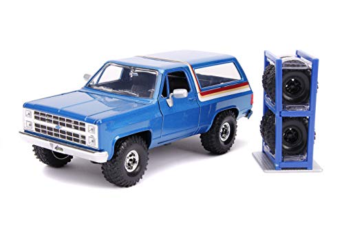 Jada compatible con Chevrolet Blazer K5 1980 azul con llantas adicionales, modelo 1:24 Toys