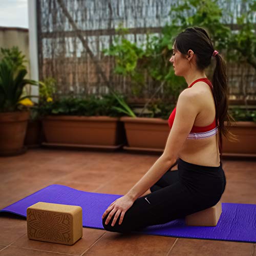 Món Bloque de Yoga de Corcho 100% Natural (Set de 2 Unidades) - Ladrillo Taco Yoga Block (Kit 2 Piezas) - Bloques Accesorios - También para Pilates y Fitness (Standard)