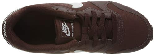 Nike MD Runner 2 PE, Zapatillas de Marcha Nórdica Unisex Adulto, Morado (El Dorado/White 200), 40 EU