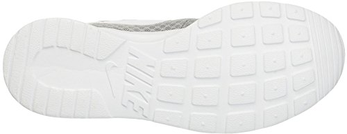 Nike Tanjun, Zapatillas de Running para Mujer, Gris (Wolf Grey/White), 38 EU