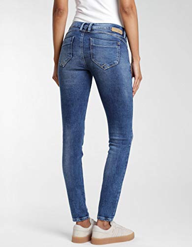 Pantalones vaqueros de corte ajustado Nikita azul 28W x 32L