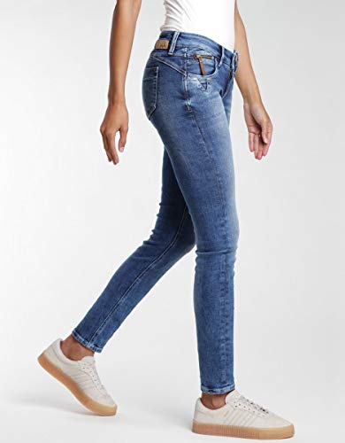 Pantalones vaqueros de corte ajustado Nikita azul 28W x 32L