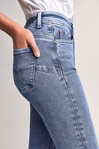 Salsa Push in Secret Glamour Skinny Jeans