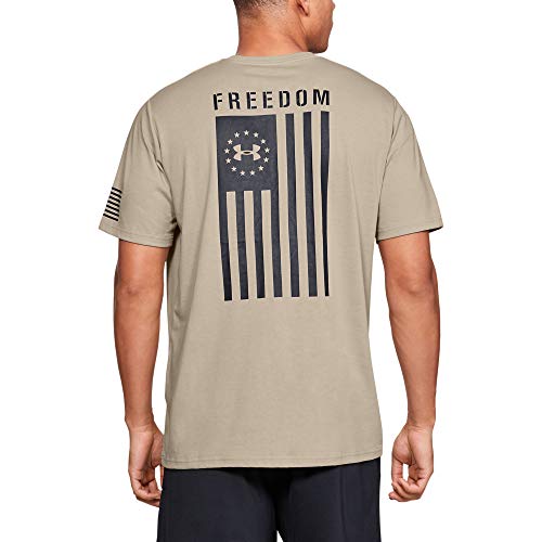 Under Armour Camiseta de Manga Corta para Hombre con Bandera de la Libertad, Hombre, Manga Corta, 1333350, Arena del Desierto (290)/Negro, XL