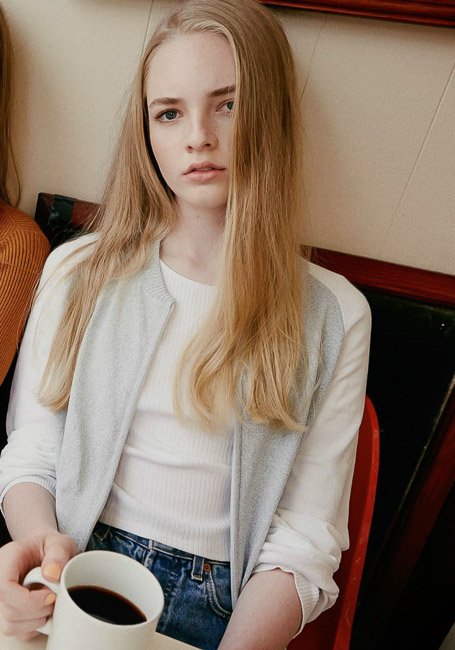 30 Impresionantes peinados rubios de fresa para mujeres