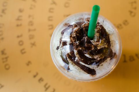 10 bebidas que sólo deberías consumir con moderación (o evitar por completo)