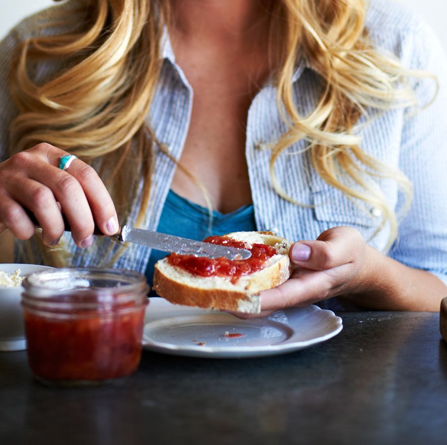 Cómo congelar, secar y enlatar cerezas dulces para disfrutarlas todo el año