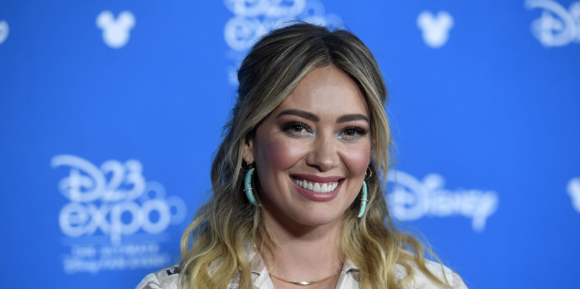Hilary Duff jura que su nuevo color de pelo no es una revelación de género