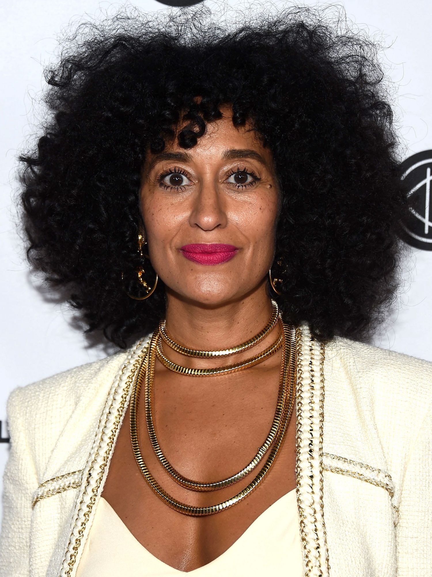 Hairstyles for Women Over 40 to Try in 2021