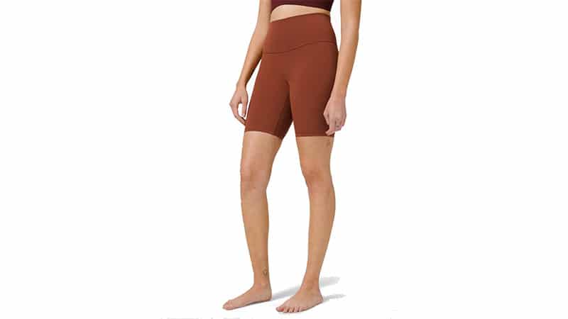 30 Pantalones cortos de yoga más cómodos para mujeres