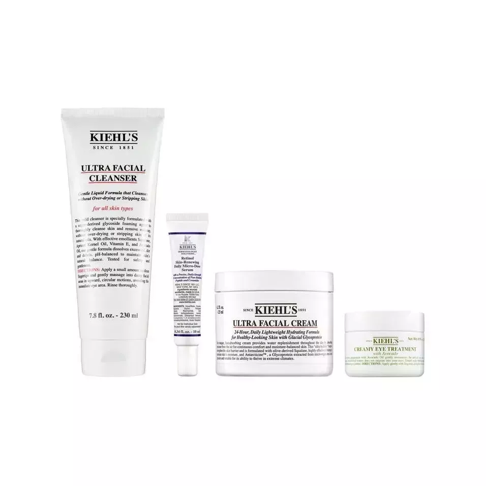 Kiehl's Ultra Facial Cleanser Set on white background