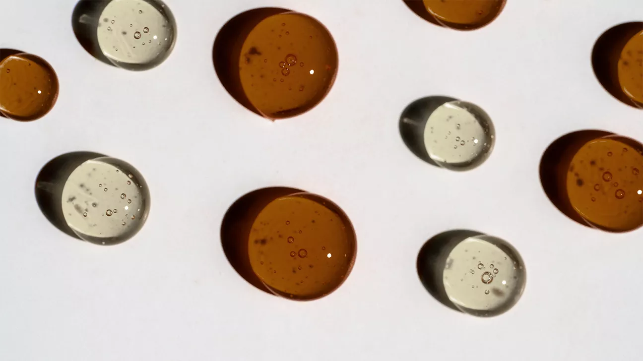 Jarabe de maíz claro u oscuro: ¿Cuál debe usar?