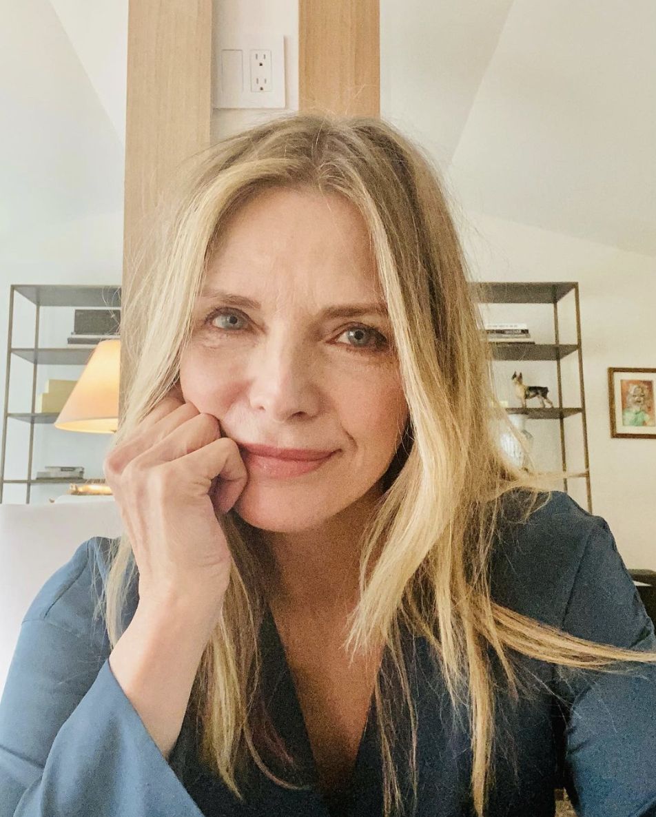 La reina de la belleza limpia, Michelle Pfeiffer, de 63 años, desvela 7 secretos de belleza