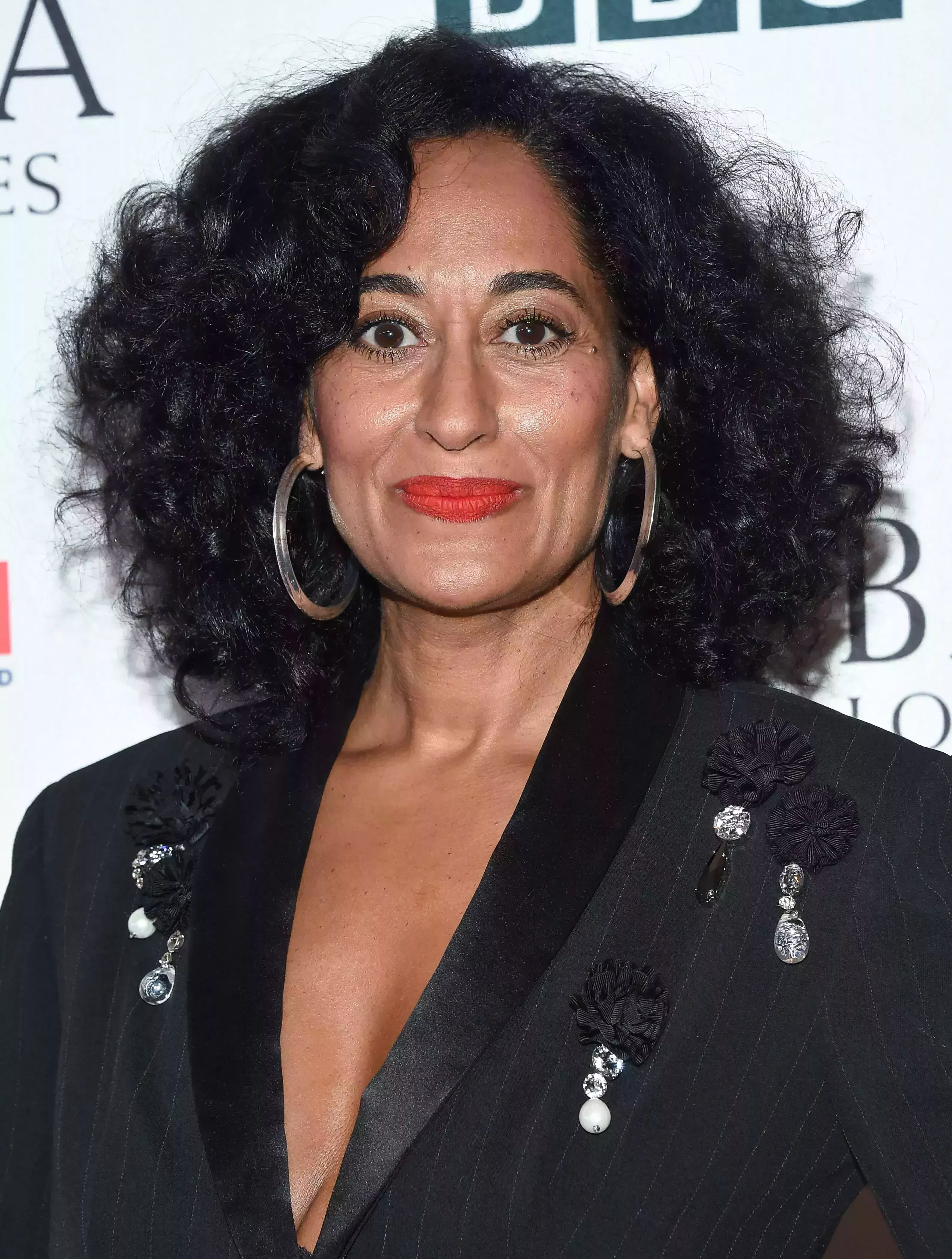 Tracee Ellis Ross’ Shoulder-Length Curls