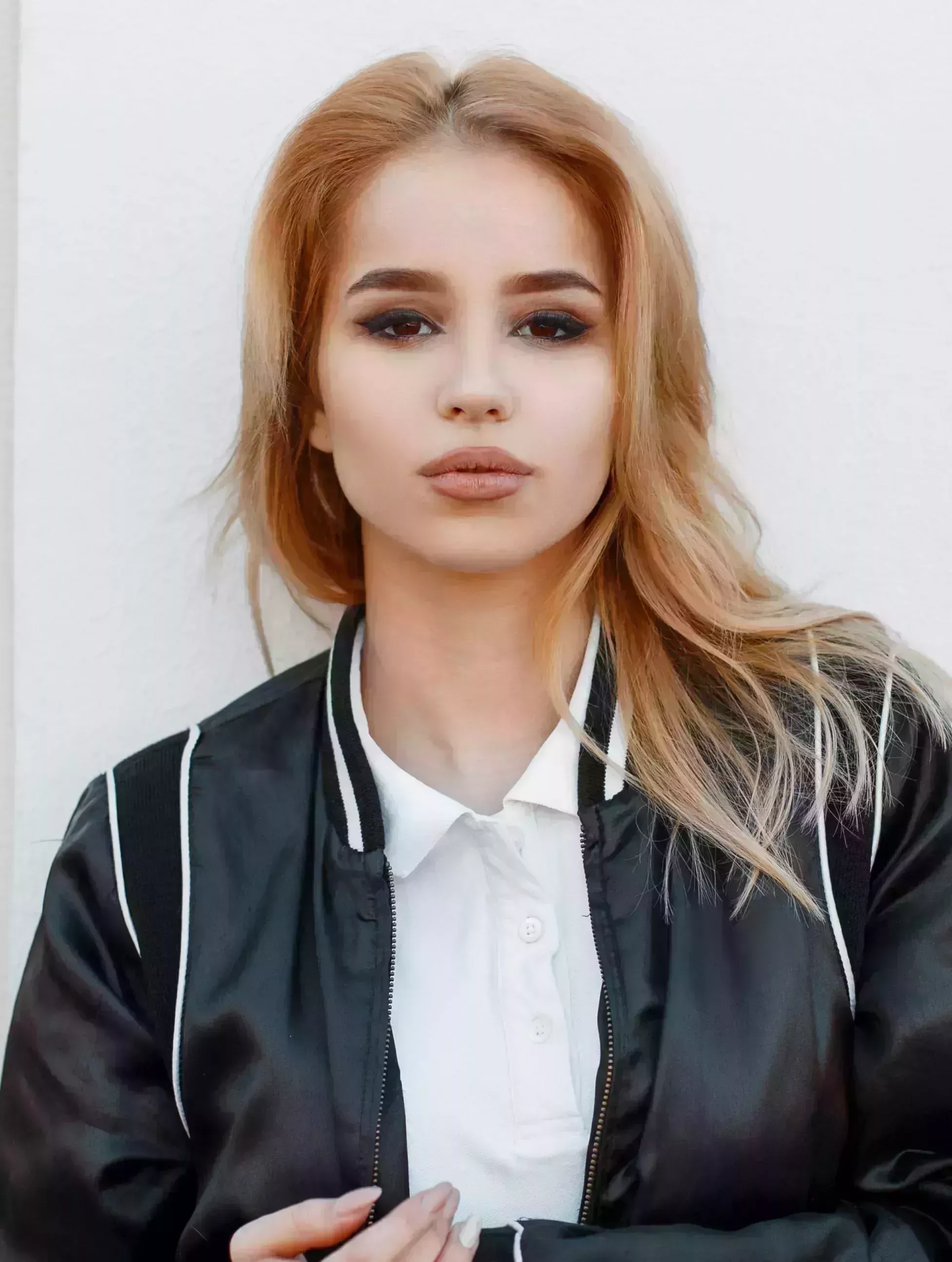 Strawberry to Icy Blonde Short Ombre