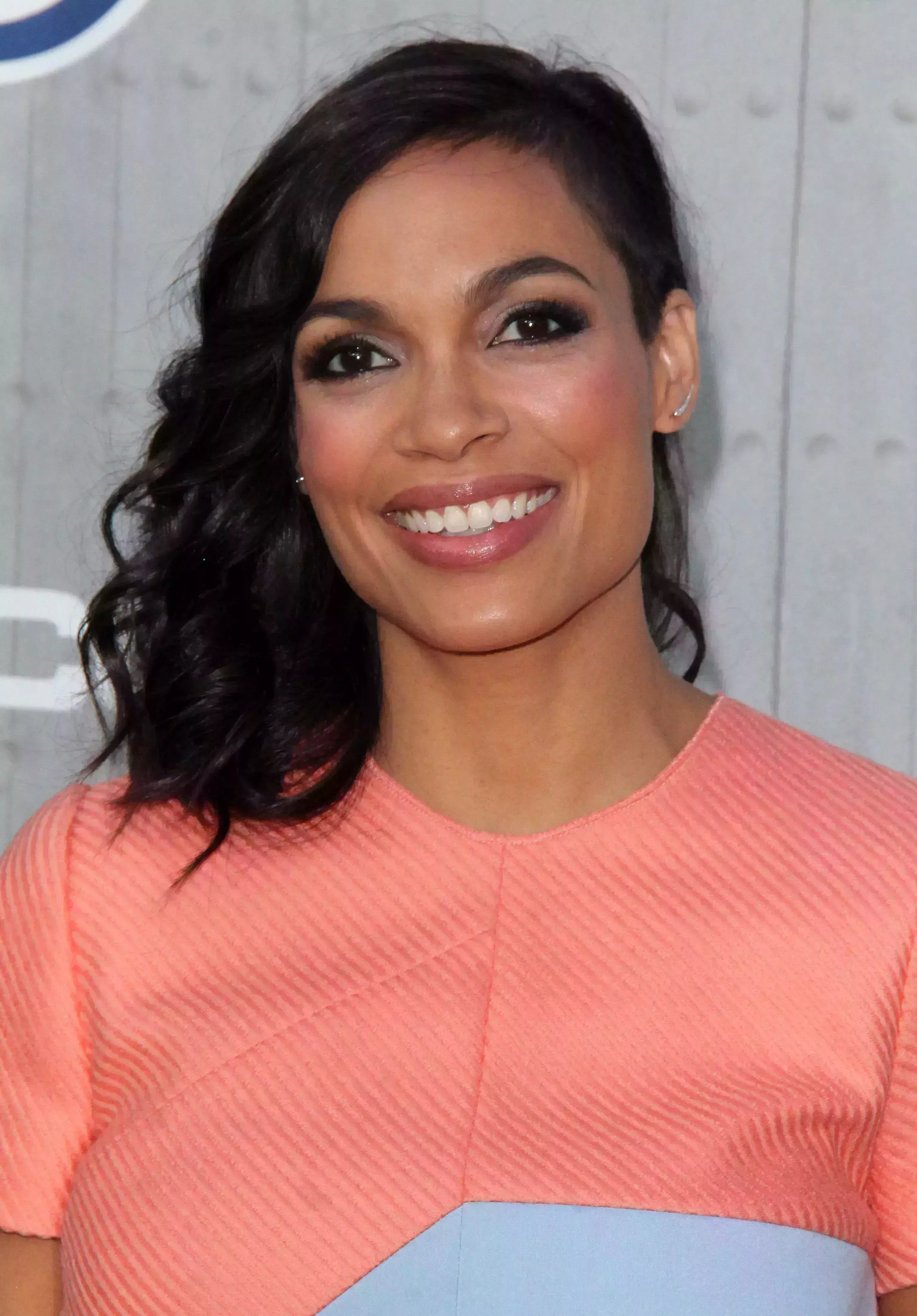 Rosario Dawson with Her Shoulder Length Side Undercut