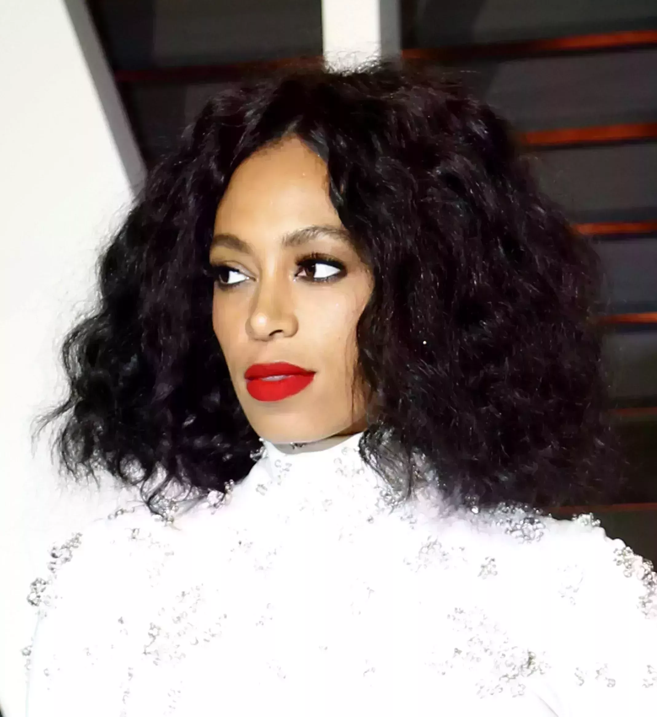 Beyonce’s Curly Short Shag