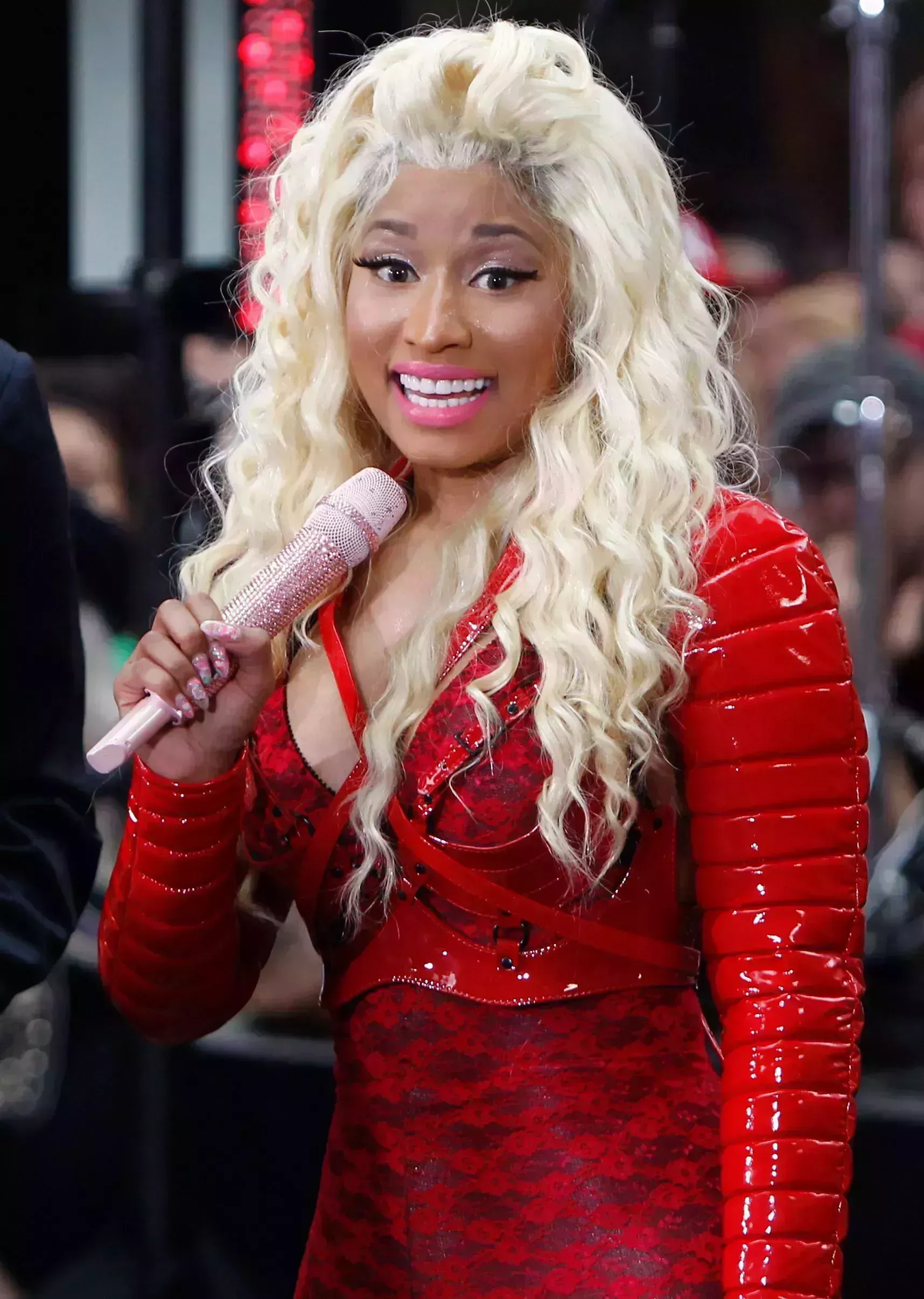 Nicki Minaj with That Frosty Long Shag