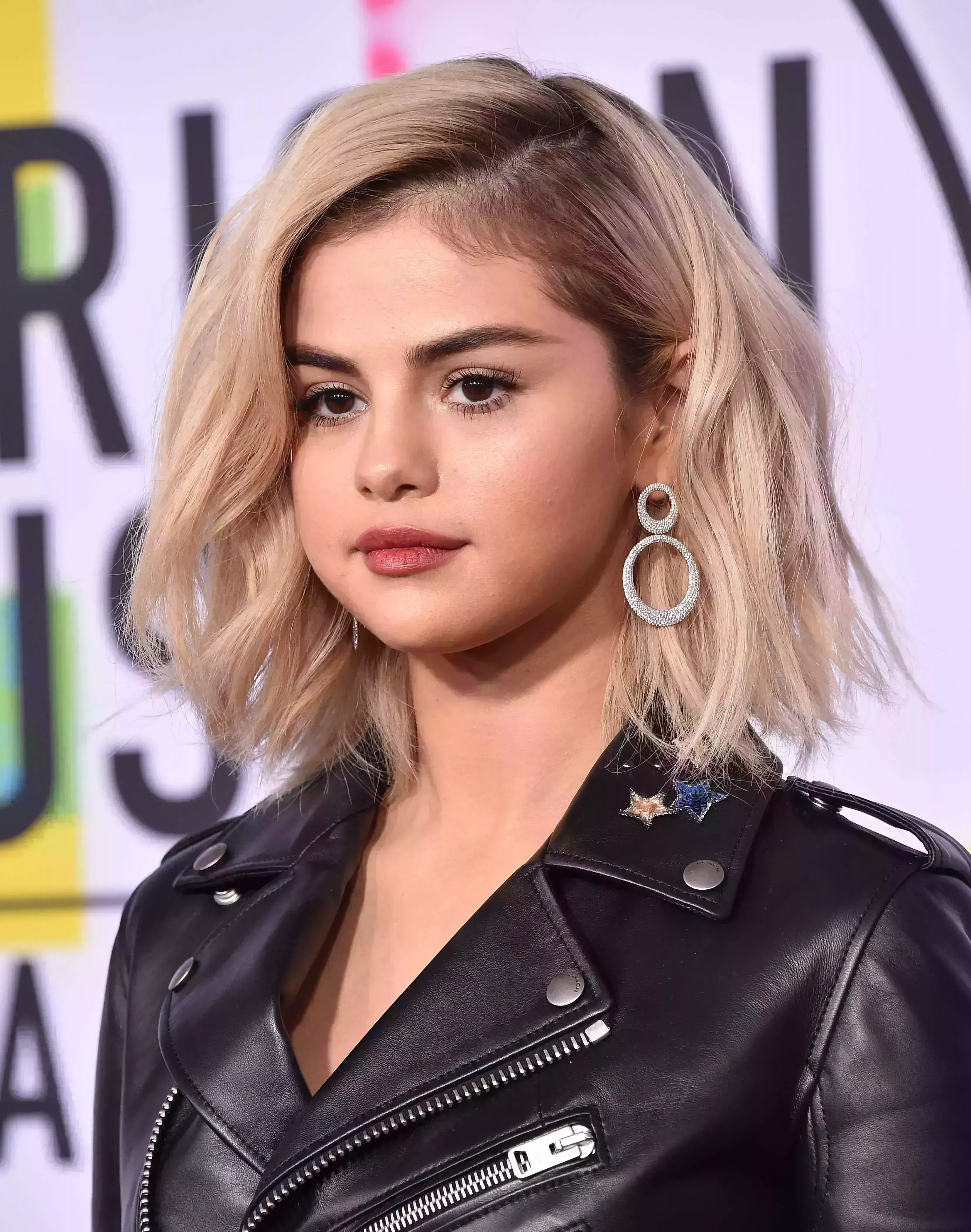 Selena Gomez Medium Length Hairstyle
