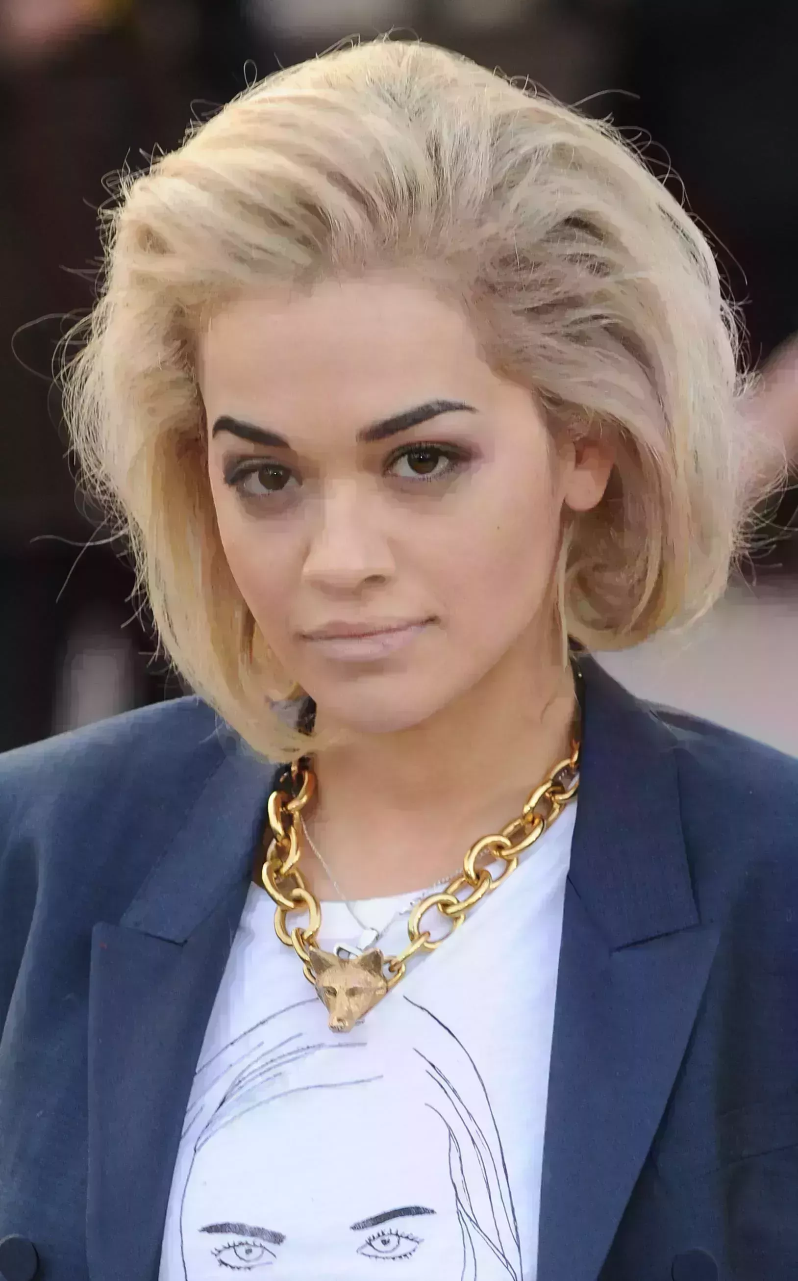 Rita Ora’s Blowout Bob