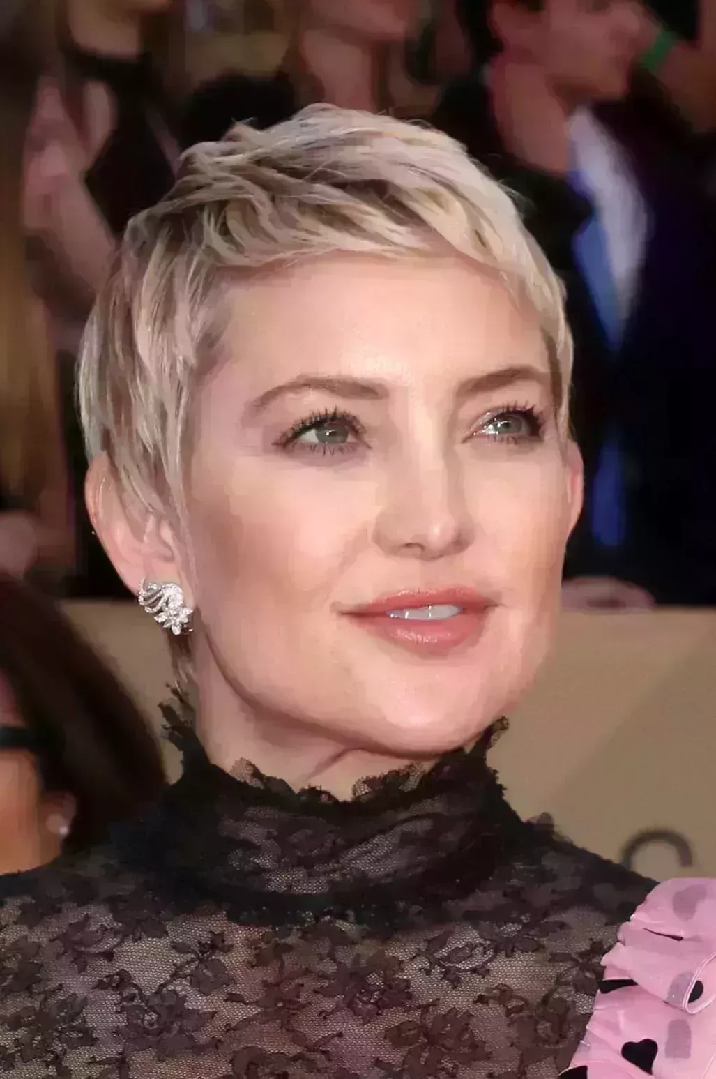 Kate Hudson’s Textured Pixie