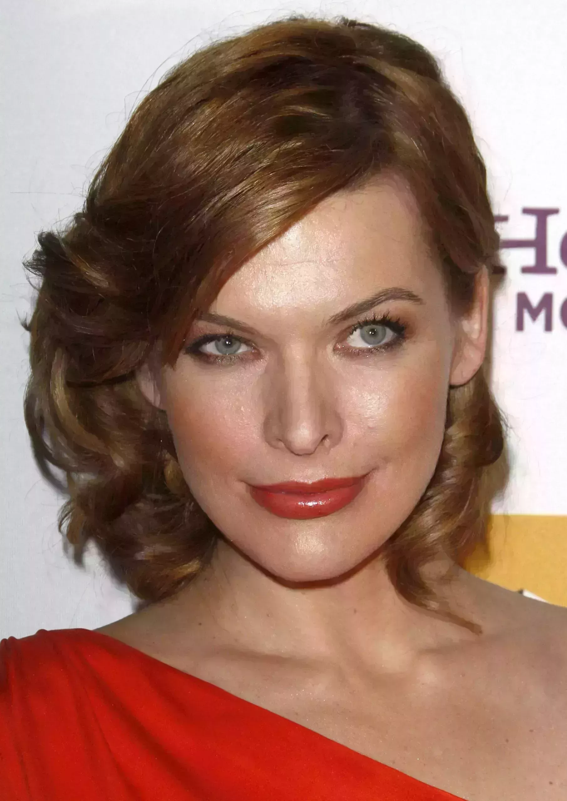 Milla Jovovich’s Golden Brown Crop