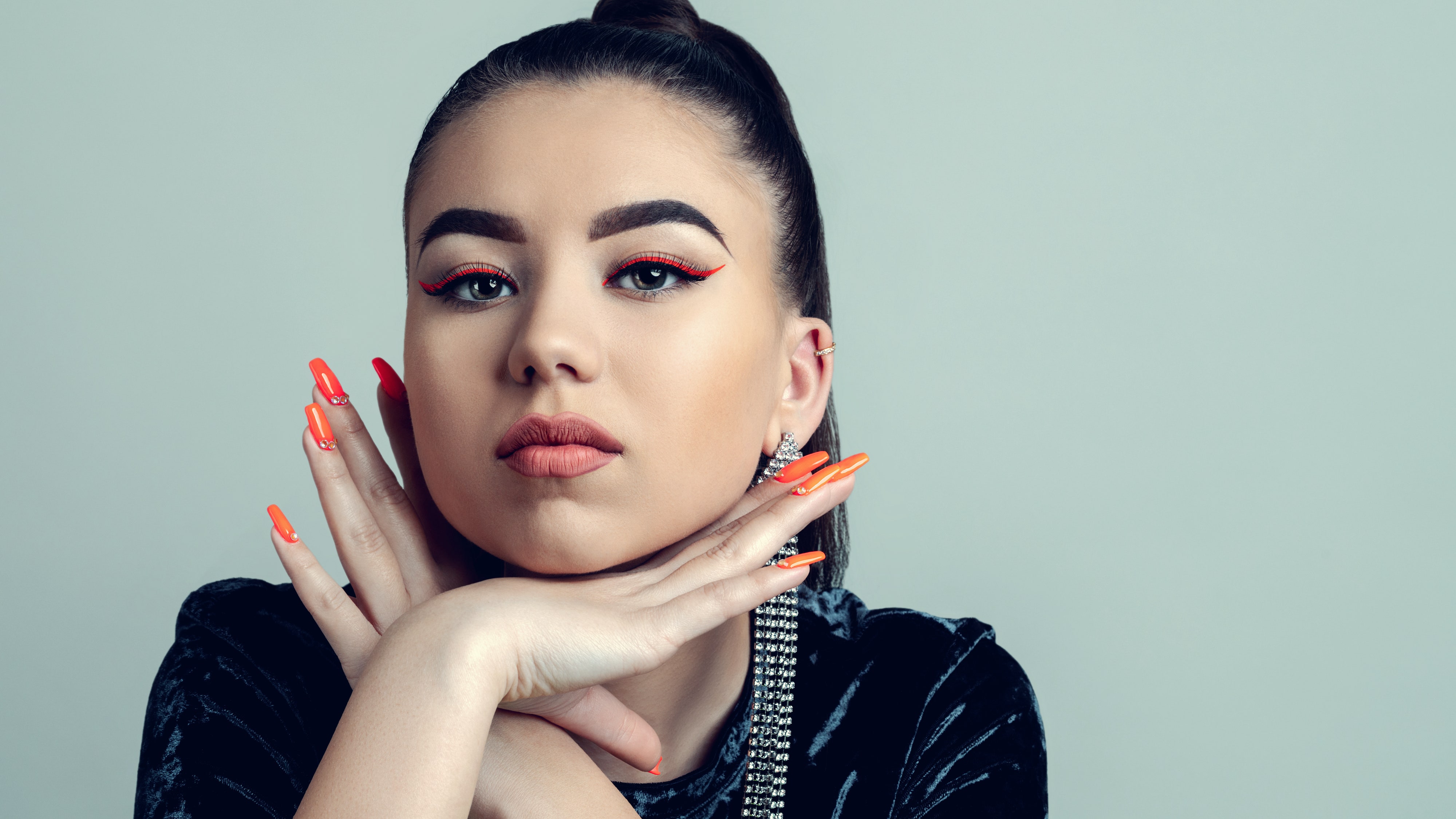 Esto es lo que realmente ocurre cuando te pones extensiones de gel