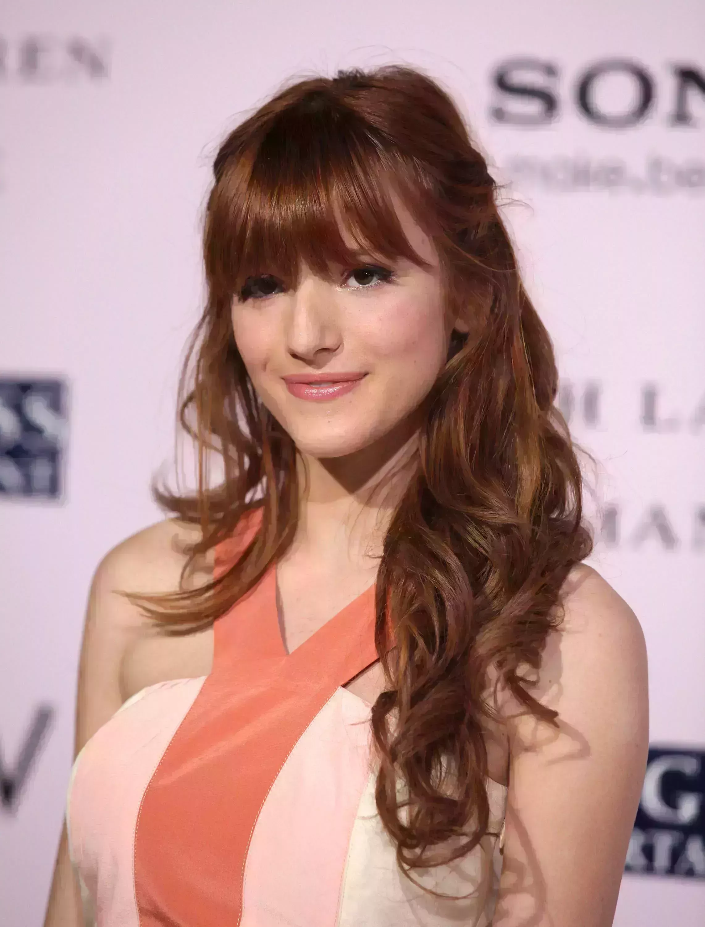 Bella Thorne’s Warm Chocolate Brown Hair