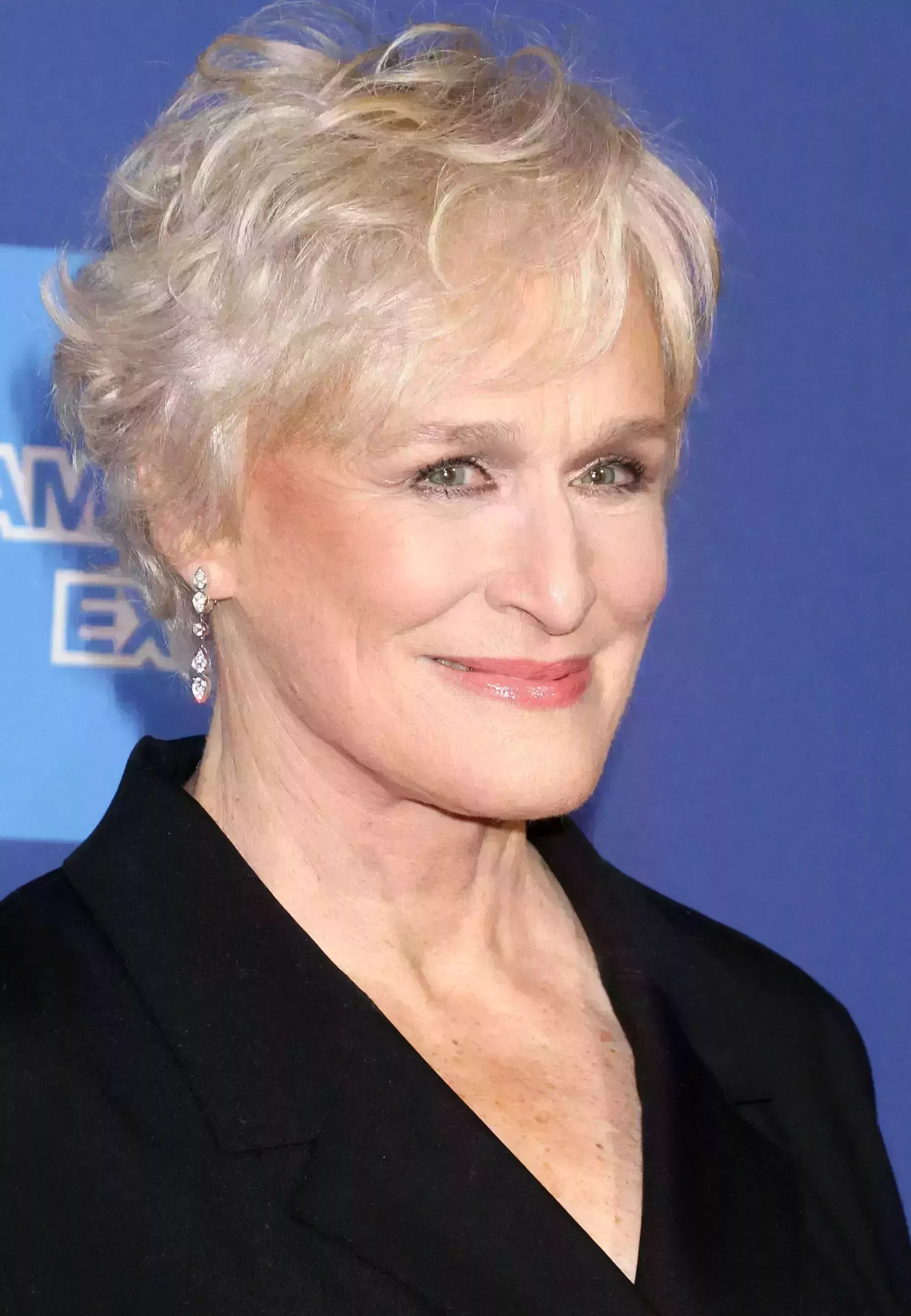 Glenn Close’s Tasteful White Crop