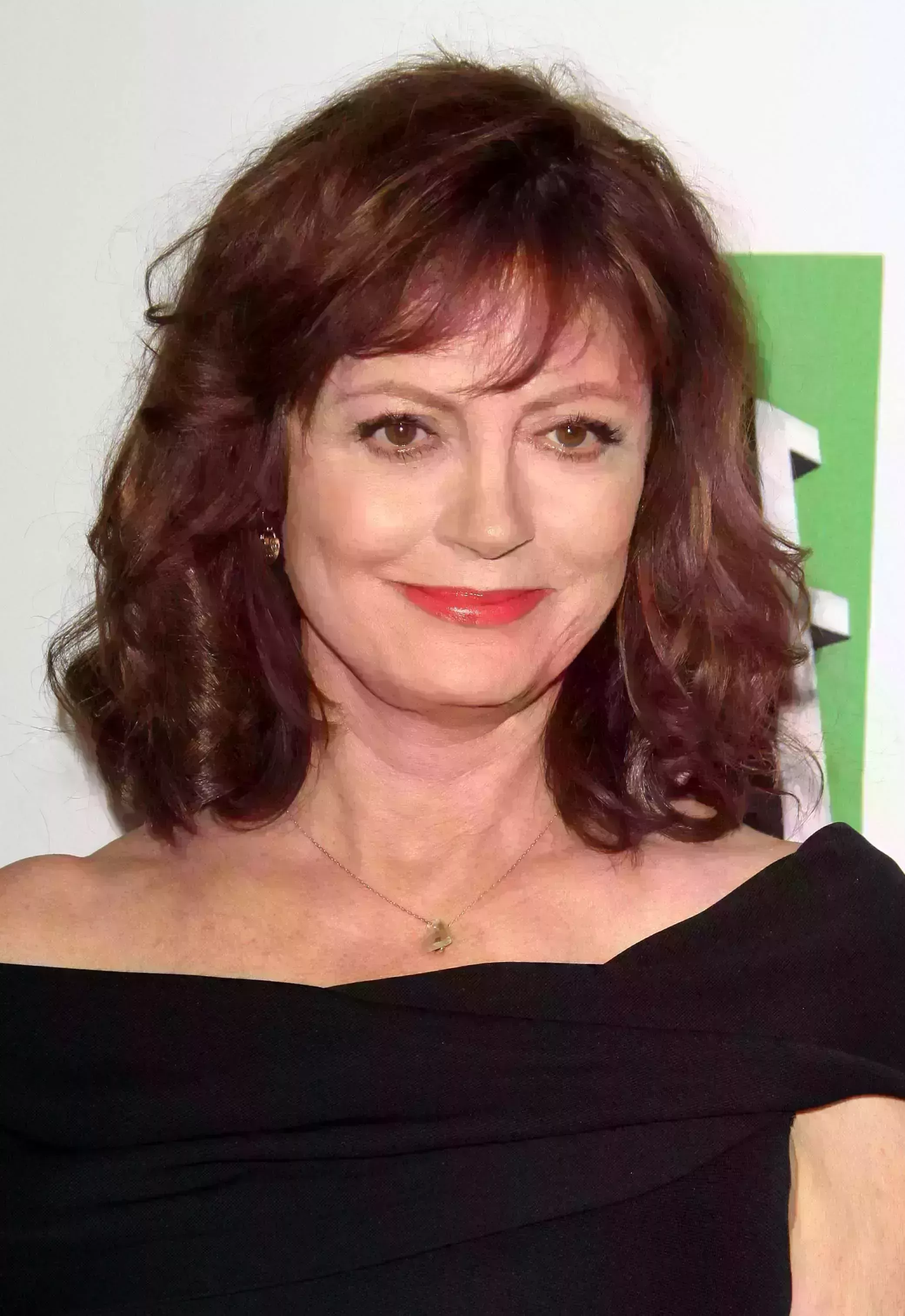 Susan Sarandon’s Curly Ends with Bangs_