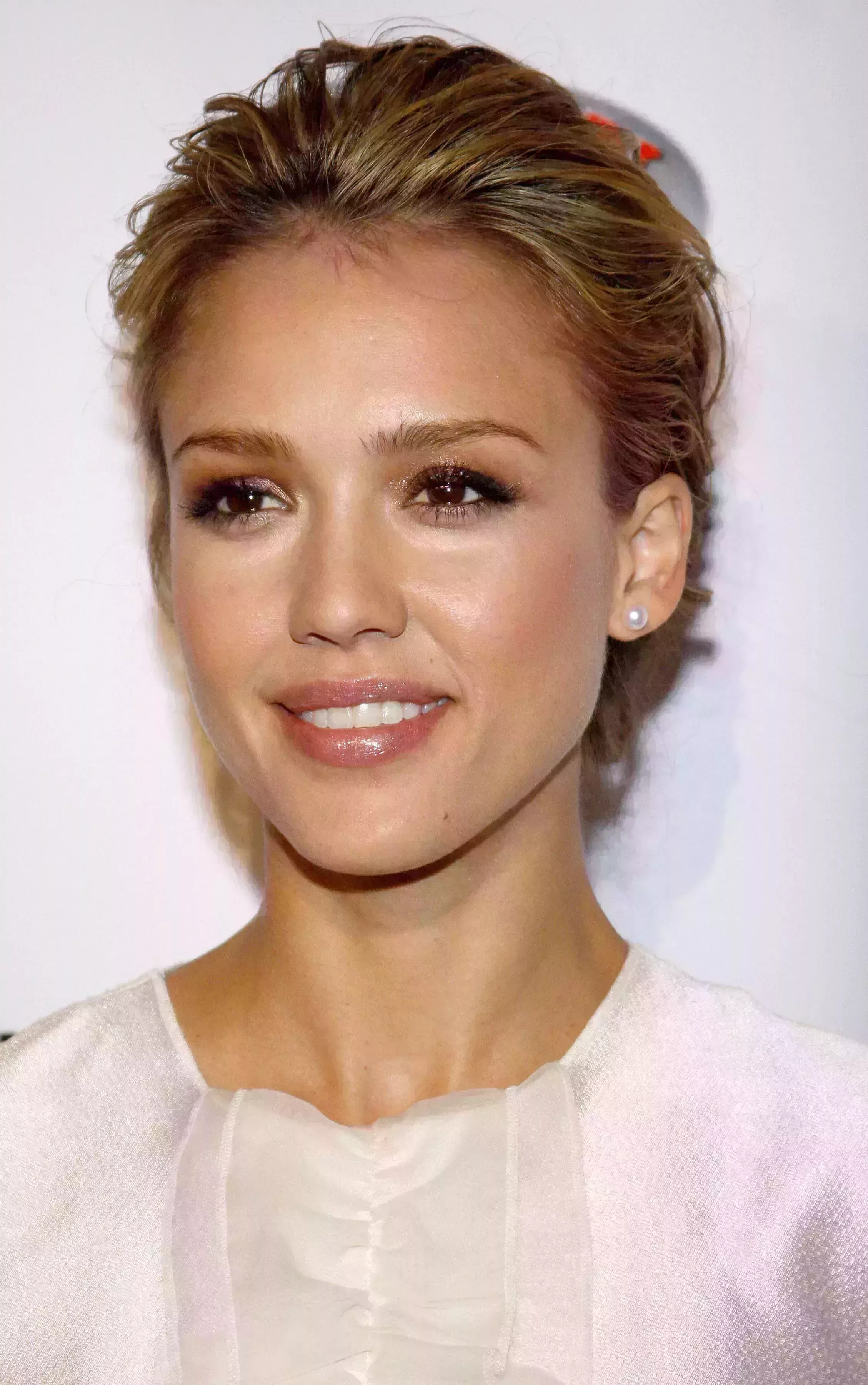 Jessica Alba’s Messy Slicked-Back Updo
