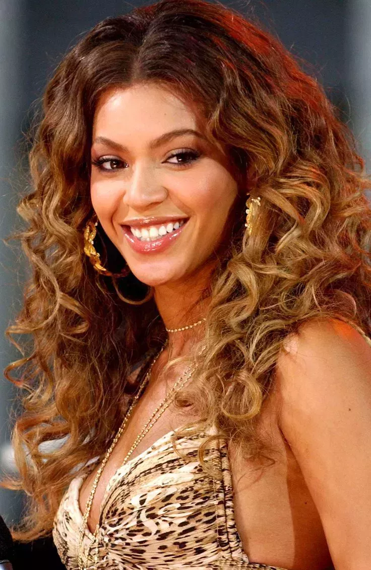 Beyonce’s Curly Hairstyle