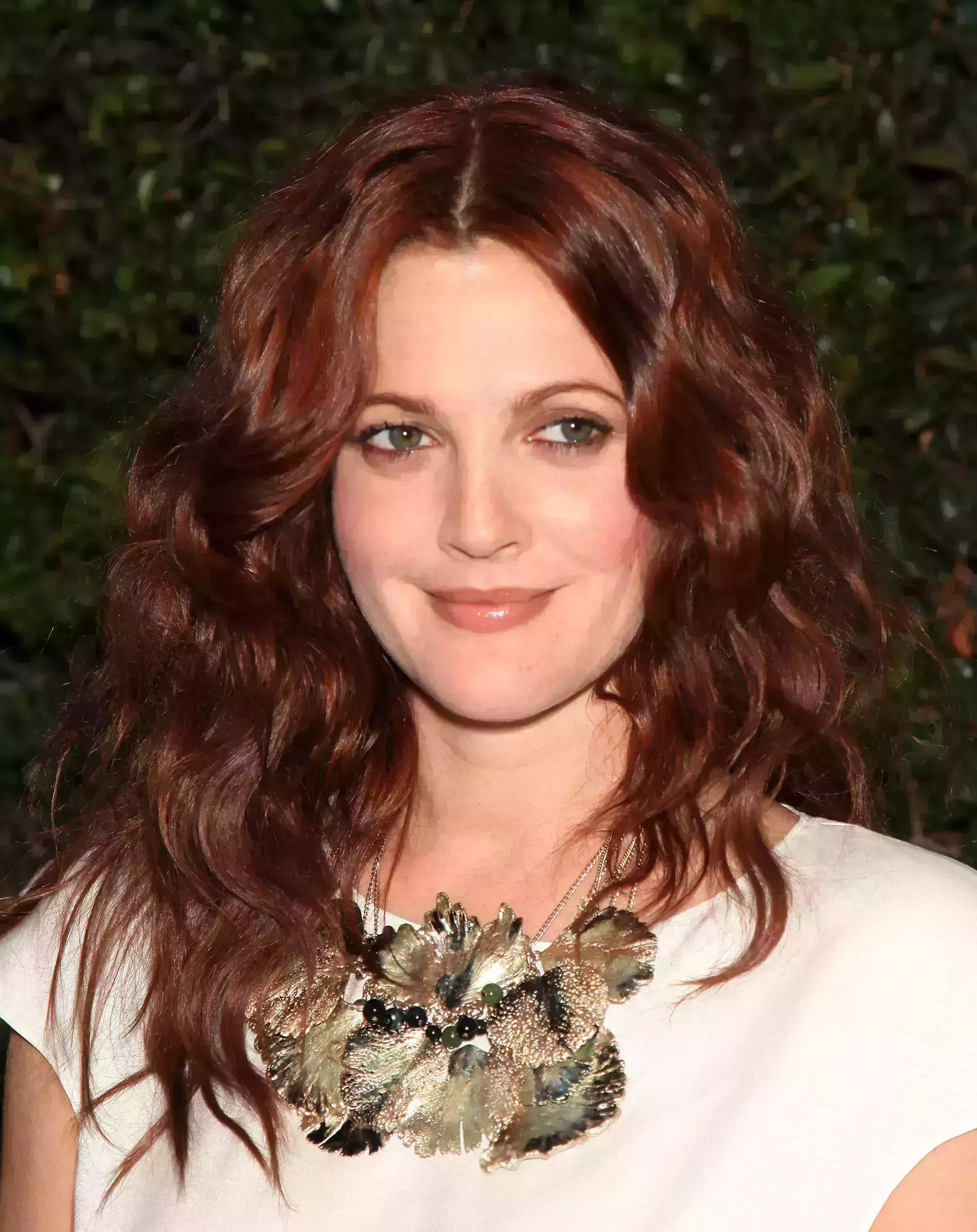 Drew Barrymore&rsquo;s Voluminous Waves