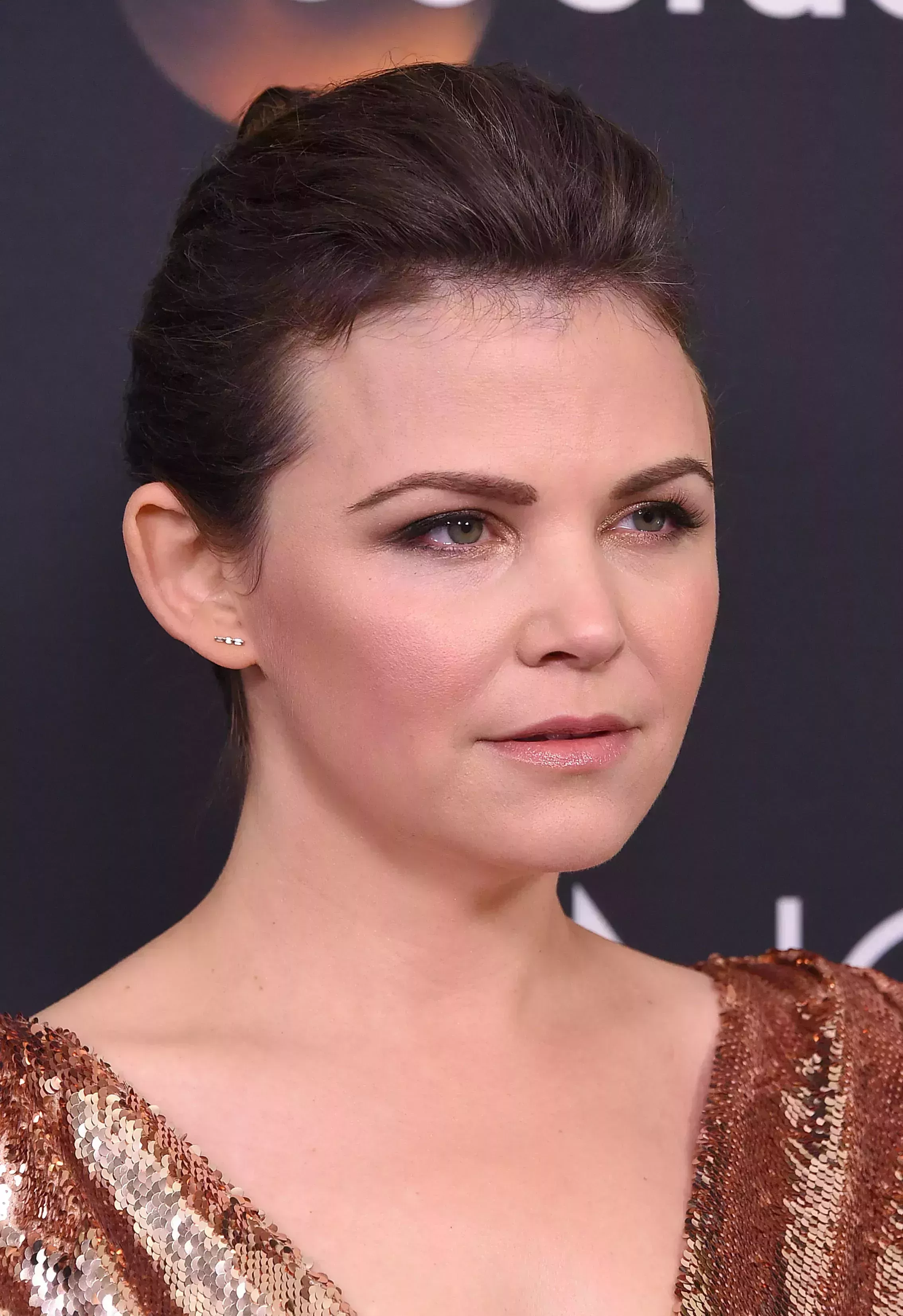 Ginnifer Goodwin’s Volumized Brush-Back