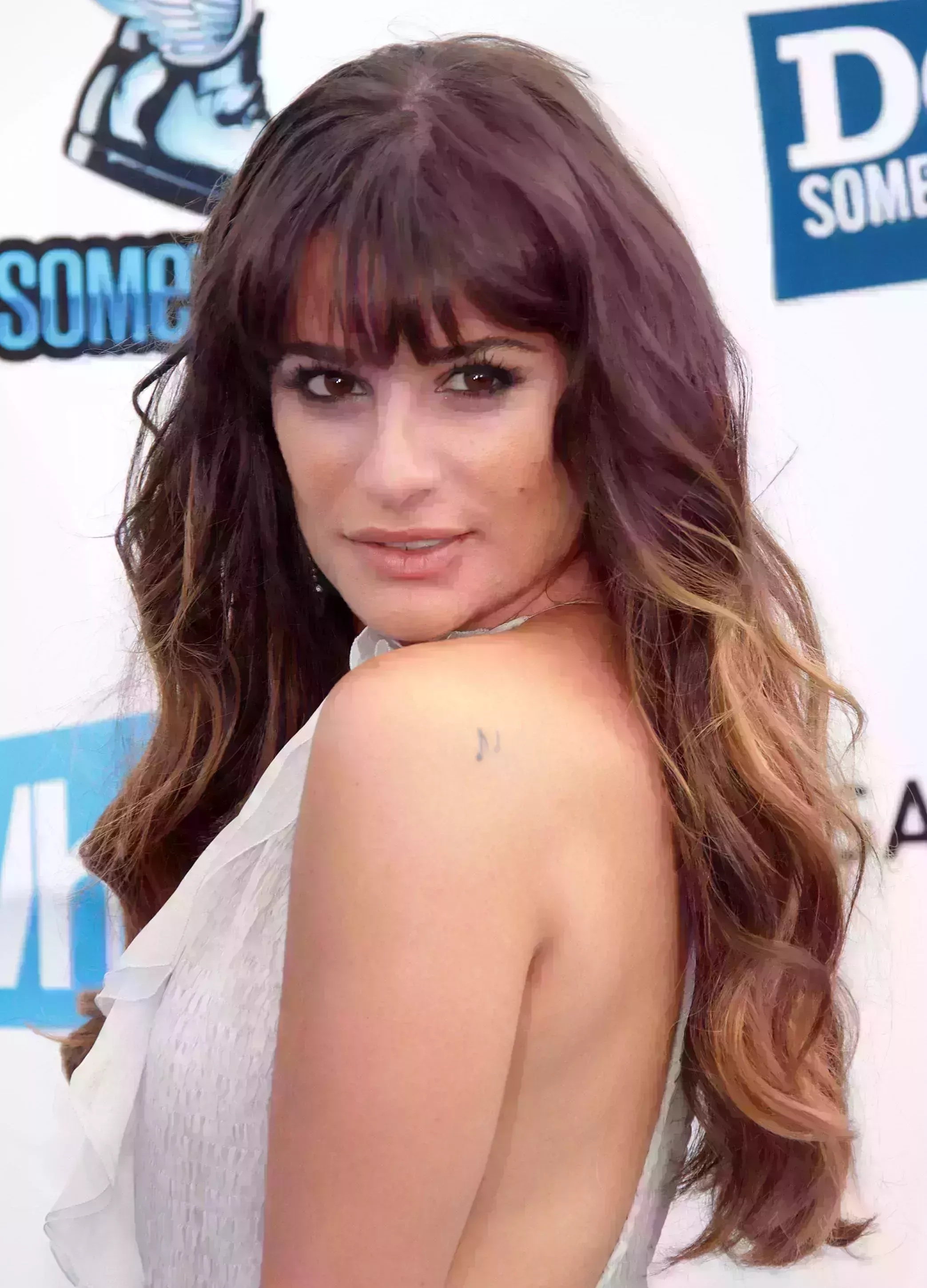 Lea Michele’s Thick Wavy Look