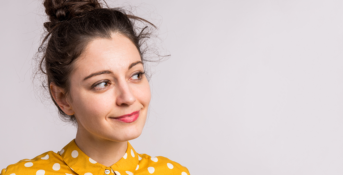 Cómo hacer un messy bun - el mejor tutorial de messy bun para mujeres