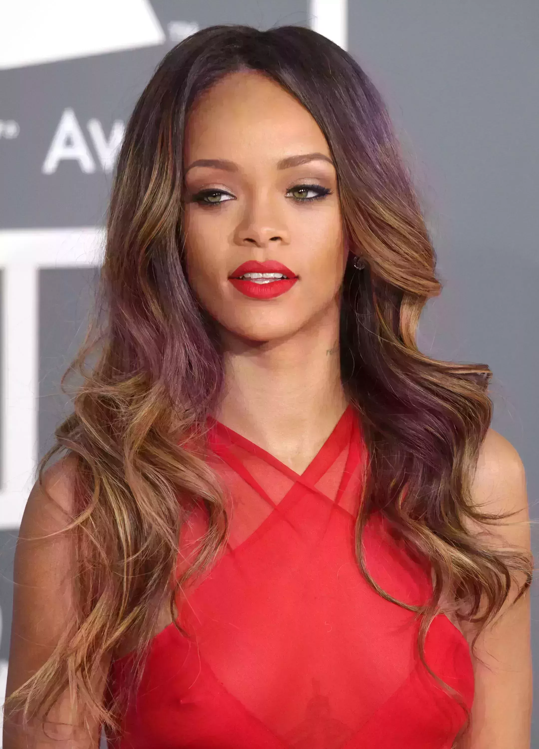 Riri’s Warm Balayage