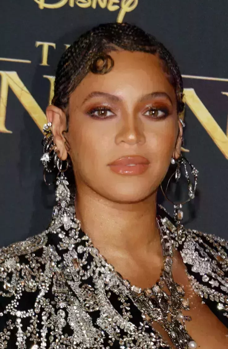 Beyonce’s Glam Protective Hairstyle