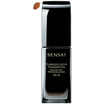 Kanebo Base de maquillaje SENSAI FLAWLESS SATIN FOUNDATION SPF20 205-MOCHA BEIG 30ML