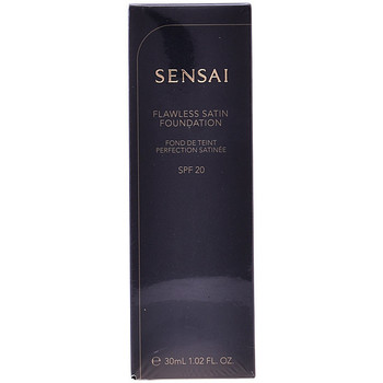 Kanebo Sensai Base de maquillaje Sensai Flawless Satin Foundation Spf20 204,5-warm Beig