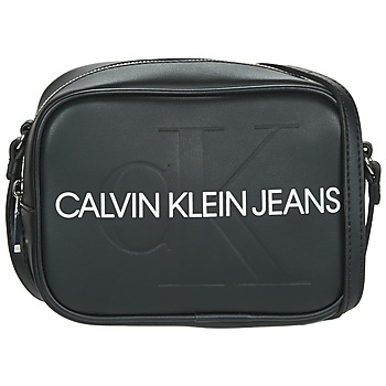 Calvin Klein Jeans Bandolera SCULPTED MONOGRAM CAMERA BAG