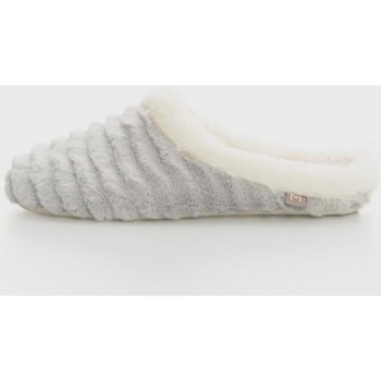 Macarena Pantuflas ANAIS 39