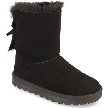 Woman Key Descansos 2000-31