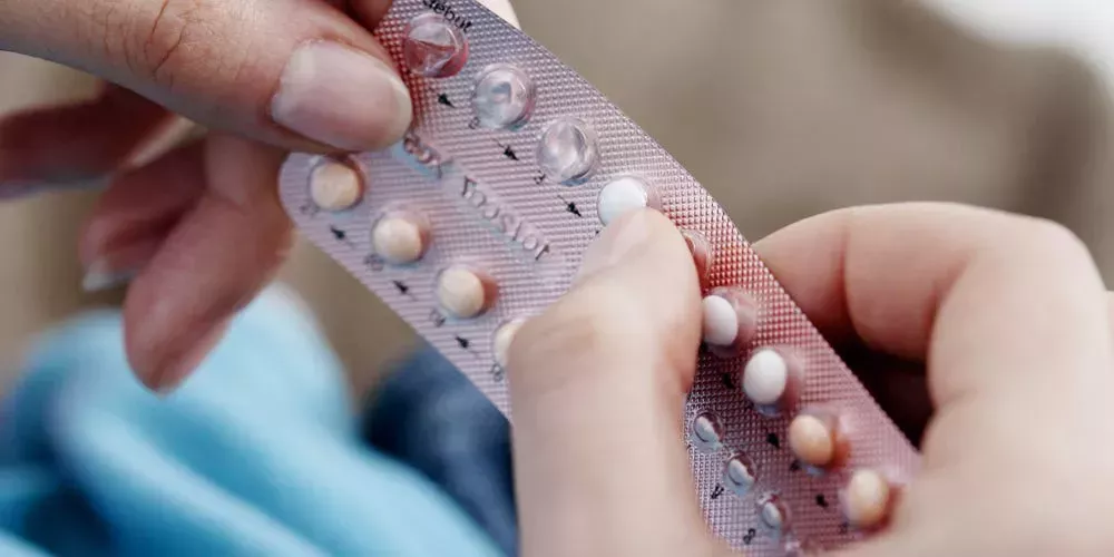 10 efectos secundarios de los anticonceptivos y qué hacer con ellos, según un ginecólogo