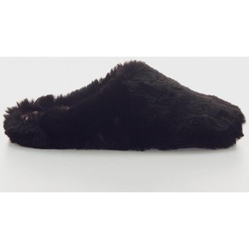 Macarena Pantuflas ANAIS 121