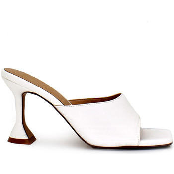 Exé Shoes Sandalias SANDALIA TACÓN CUADRADO WHITE EXE BIANCA-700